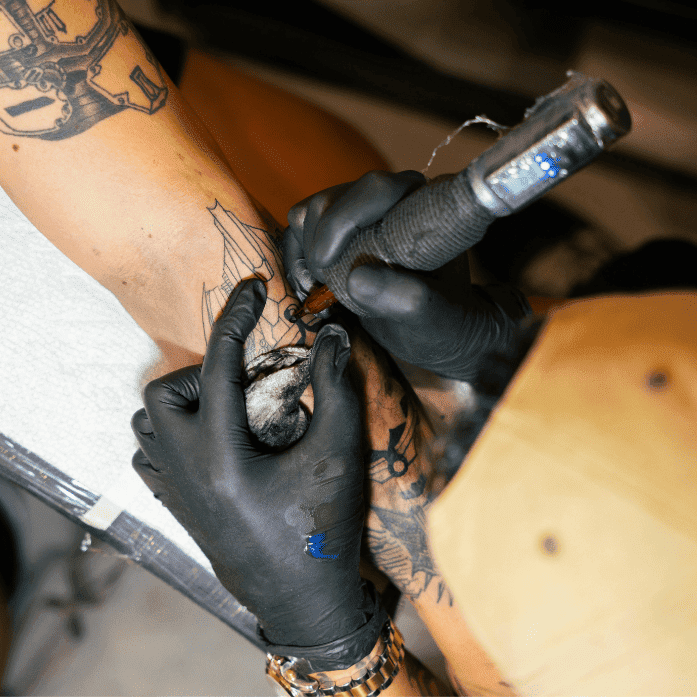 Tatuagem e piercing